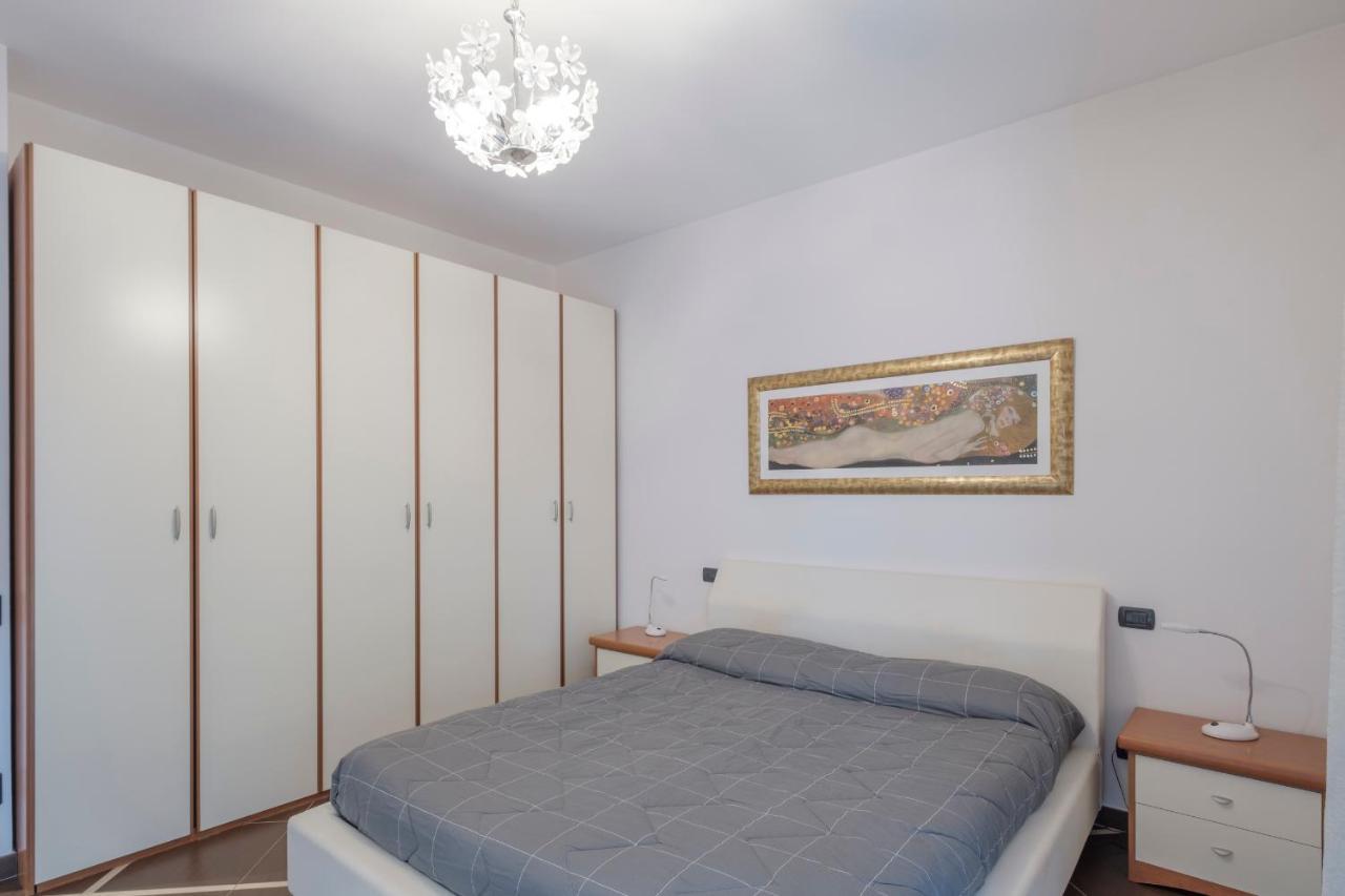 Aura Home Sirmione - 2 Bedrooms Apartment Eksteriør billede