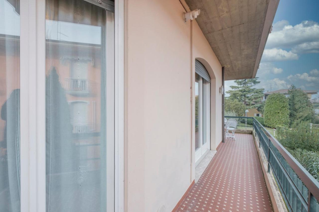 Aura Home Sirmione - 2 Bedrooms Apartment Eksteriør billede