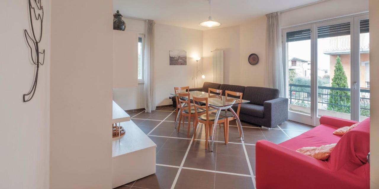Aura Home Sirmione - 2 Bedrooms Apartment Eksteriør billede