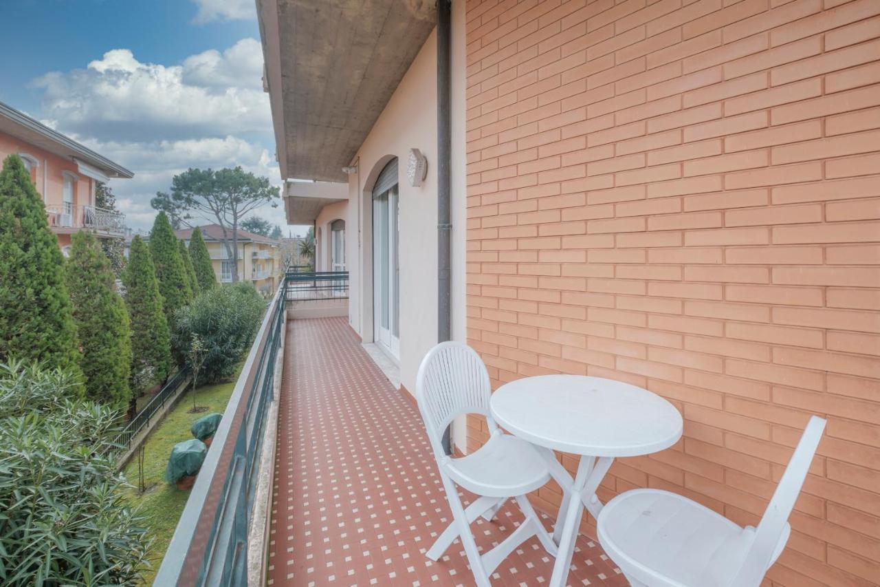Aura Home Sirmione - 2 Bedrooms Apartment Eksteriør billede